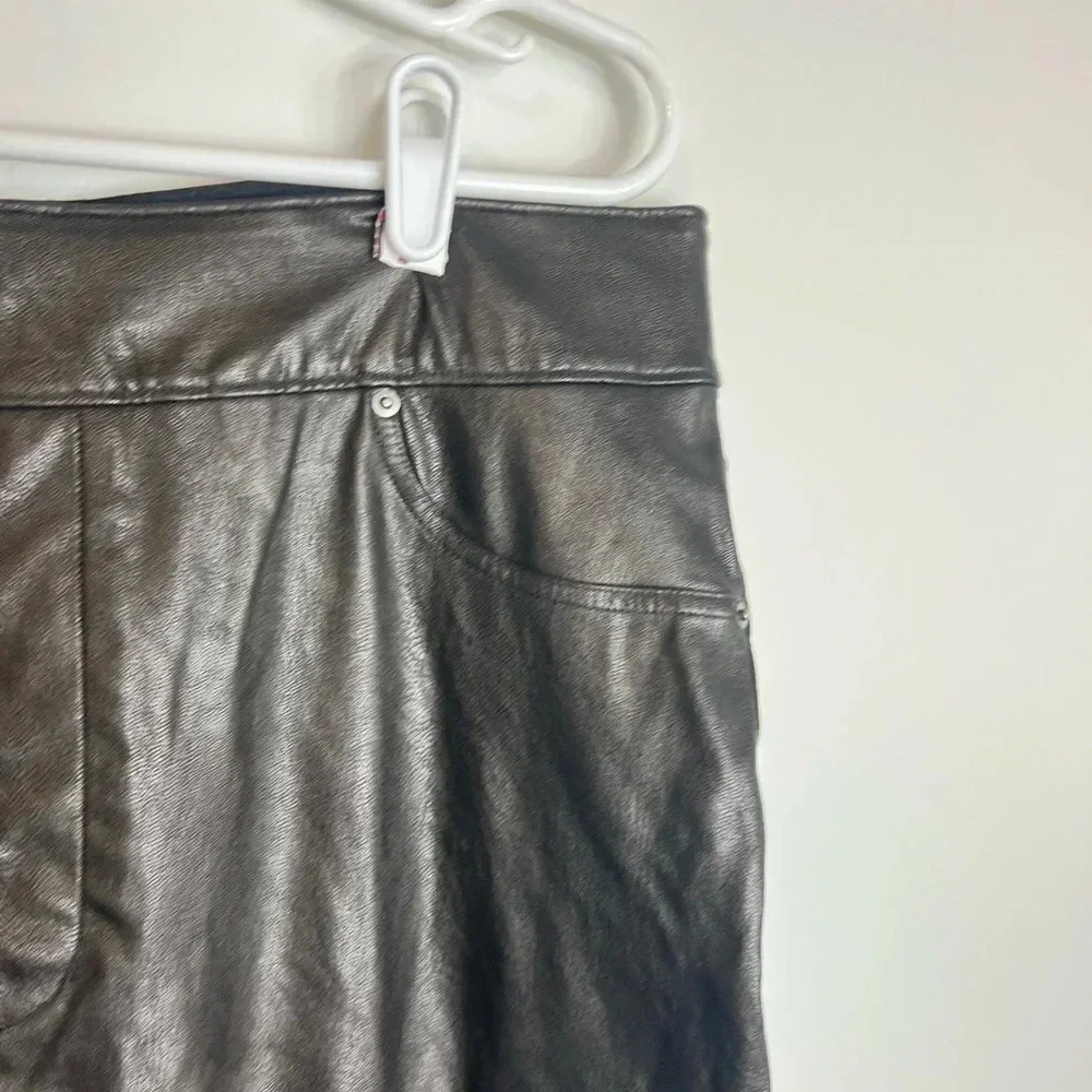 SOLD - Picture 5 of 16